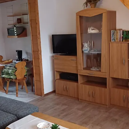 Apartmán Fuer 4 Personen In By Interhome