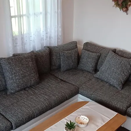 Fuer 4 Personen In By Interhome *